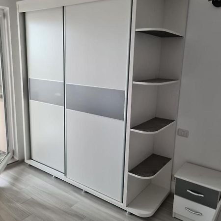Sunny Garsoniera Appartement Eforie Nord Buitenkant foto